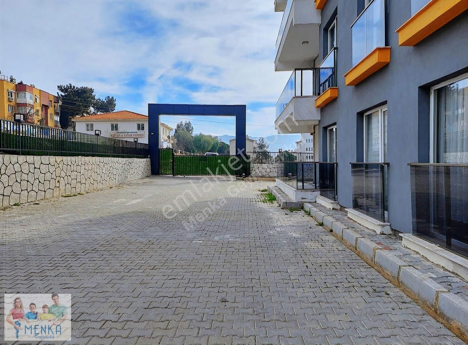 Menemen Atatürk Mh Ara Kat Kapalı Mutfaklı 3 +1 Satılık Daire - Görsel 14
