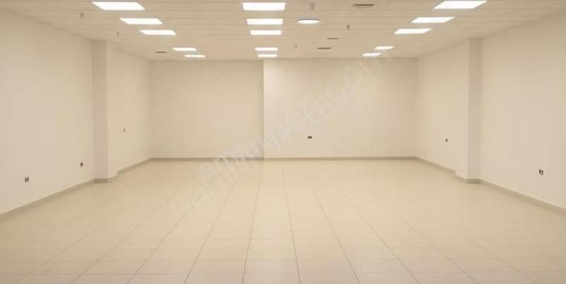 Bursanın Ticari Mıknatısı: Köfteci Yusuf Yanı, 450 M² Prestij! - Görsel 9