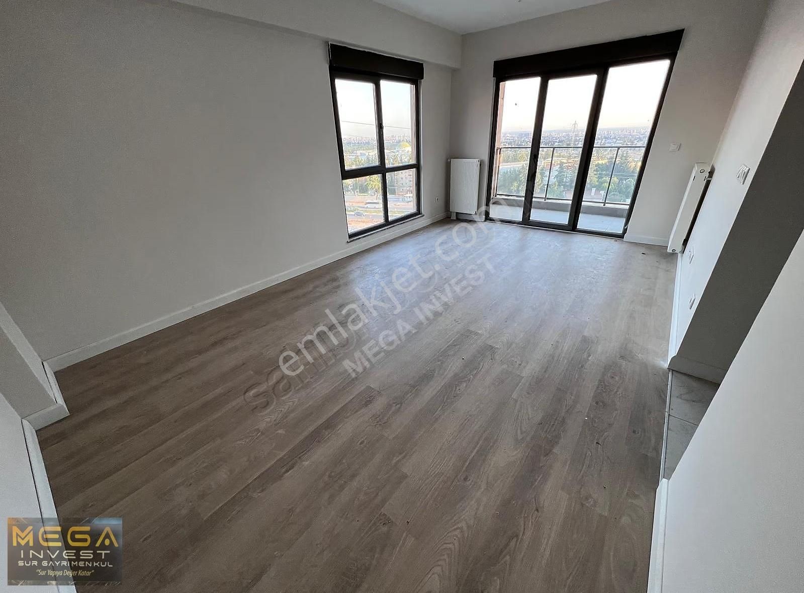 Mega İnvest'den Sur Yapı'da Deniz Manzaralı Satılık 2+1 Daire - Görsel 25