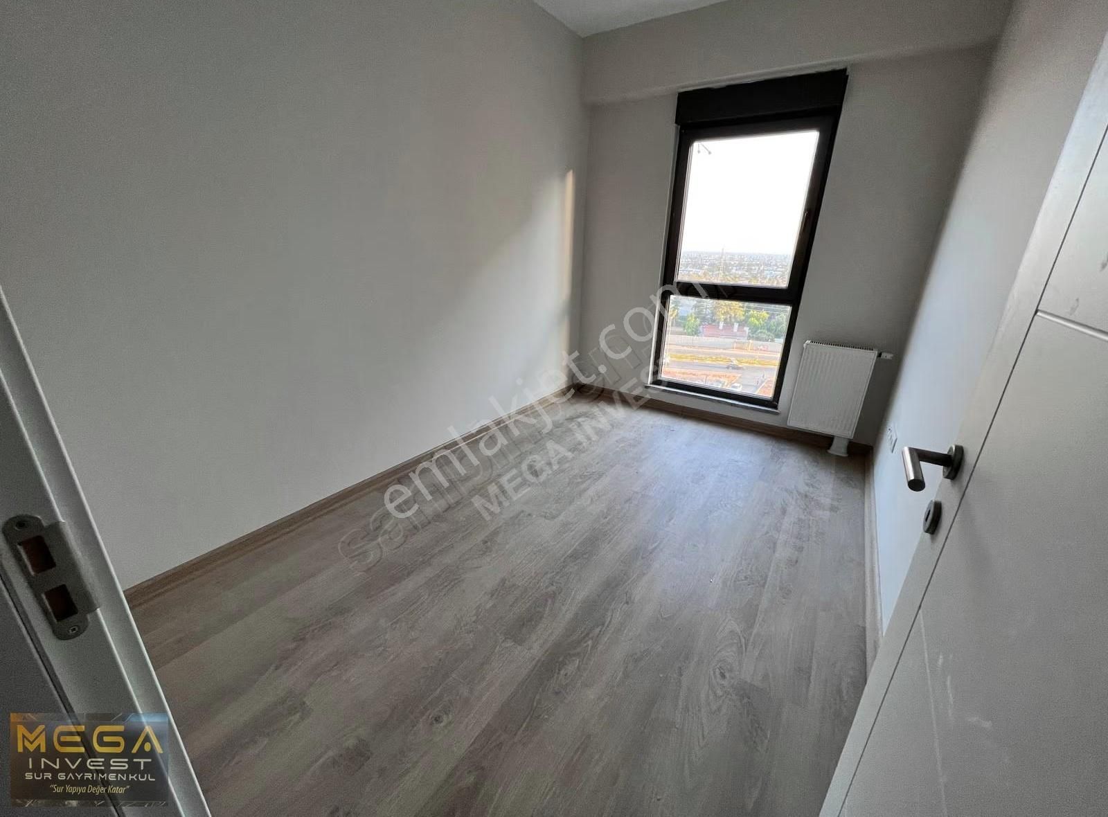 Mega İnvest'den Sur Yapı'da Deniz Manzaralı Satılık 2+1 Daire - Görsel 13