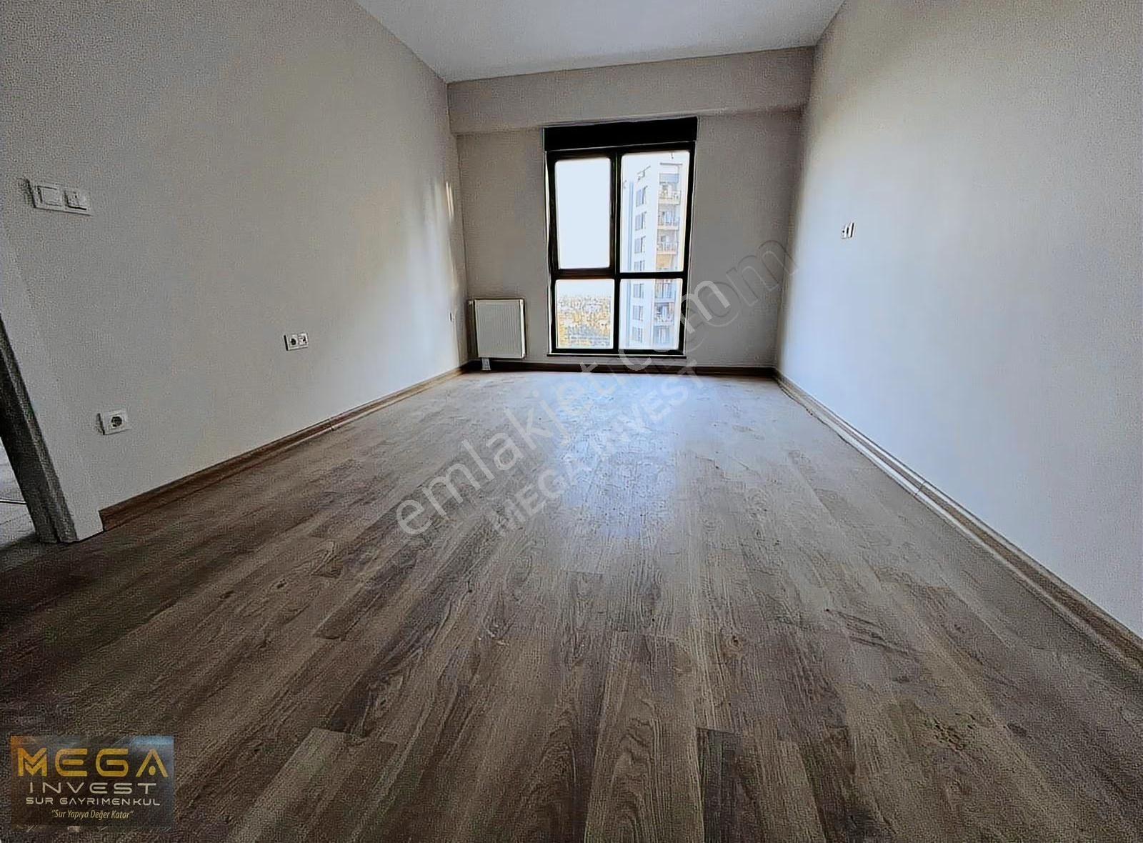 Mega İnvest'den Sur Yapı'da Deniz Manzaralı Satılık 2+1 Daire - Görsel 17