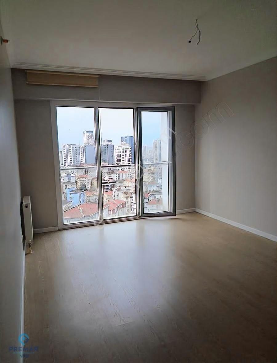 Tamamen Adalar Manzarali Kartal Metronun Yani Kiralik 1+1 - Görsel 17