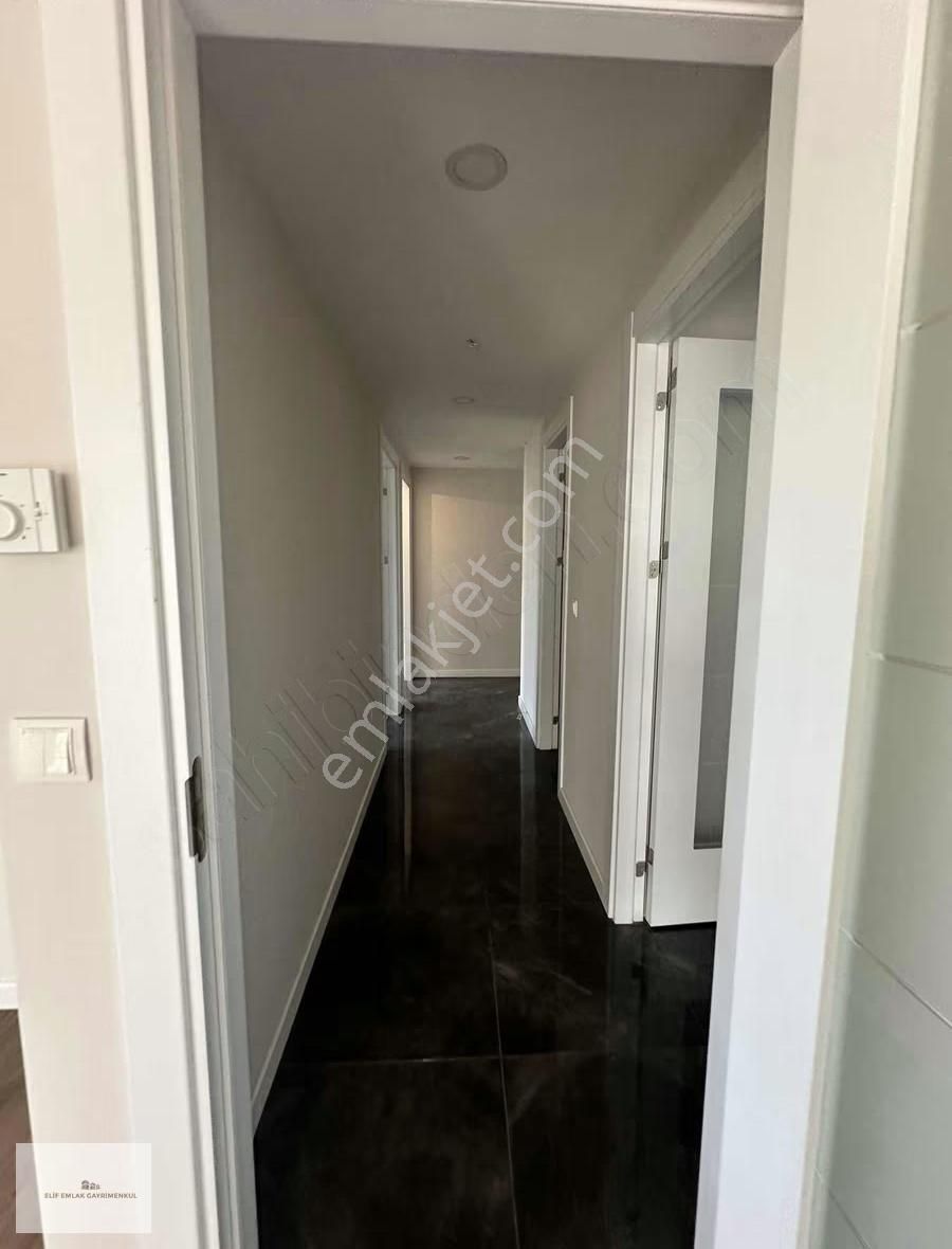 Elif Emlatan Kiralık Lüsk Site İçerisinde 2+1 Daire - Görsel 21