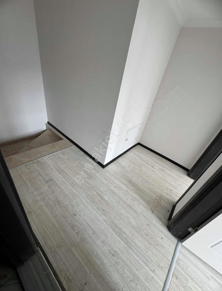 Barbaros Mah. 2+1 Dublex Cadde Üstü - Görsel 2