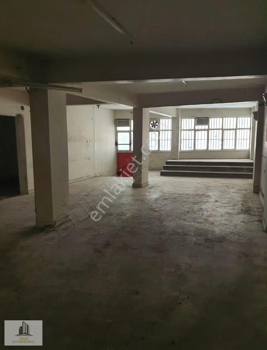 Teyyareci Mehmet Ali Caddesinde Kiralık 180 M2