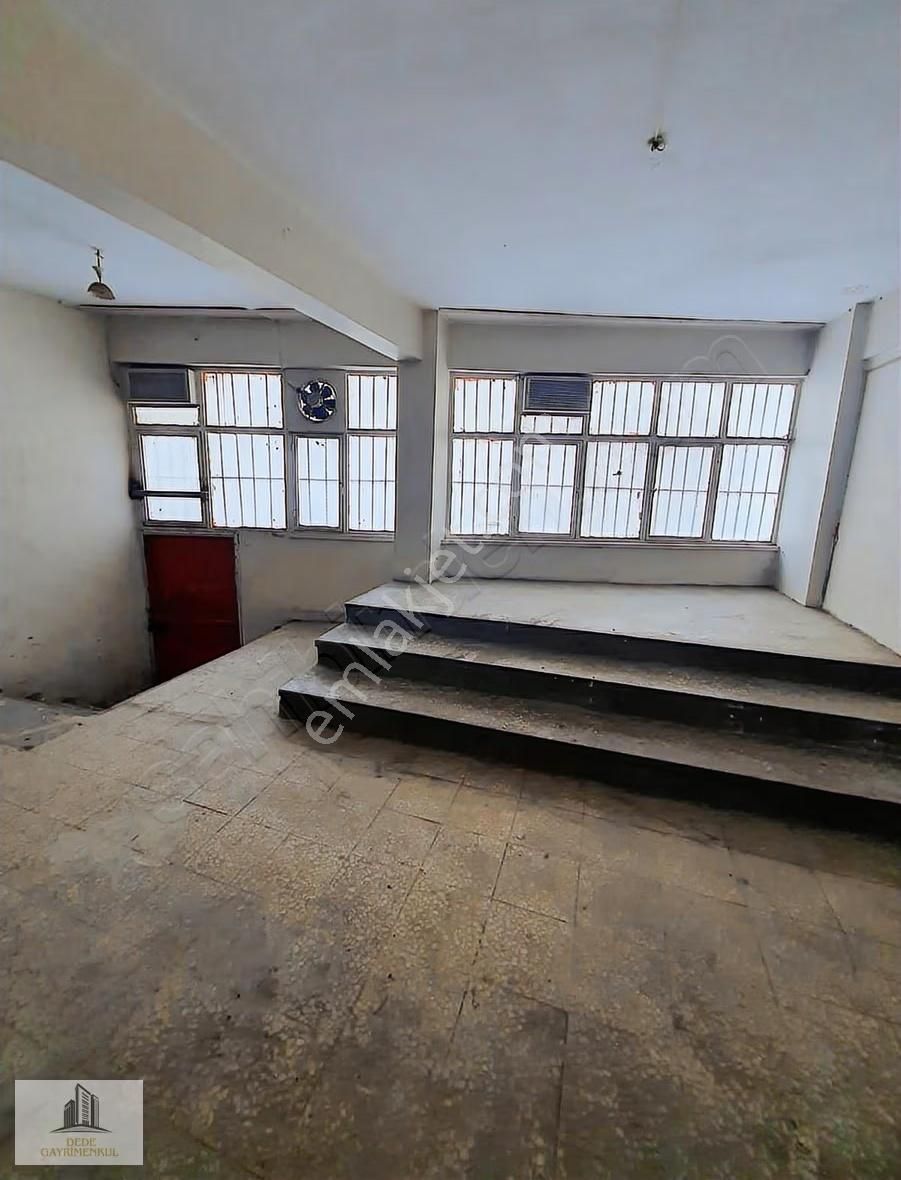 Teyyareci Mehmet Ali Caddesinde Kiralık 180 M2 - Görsel 2