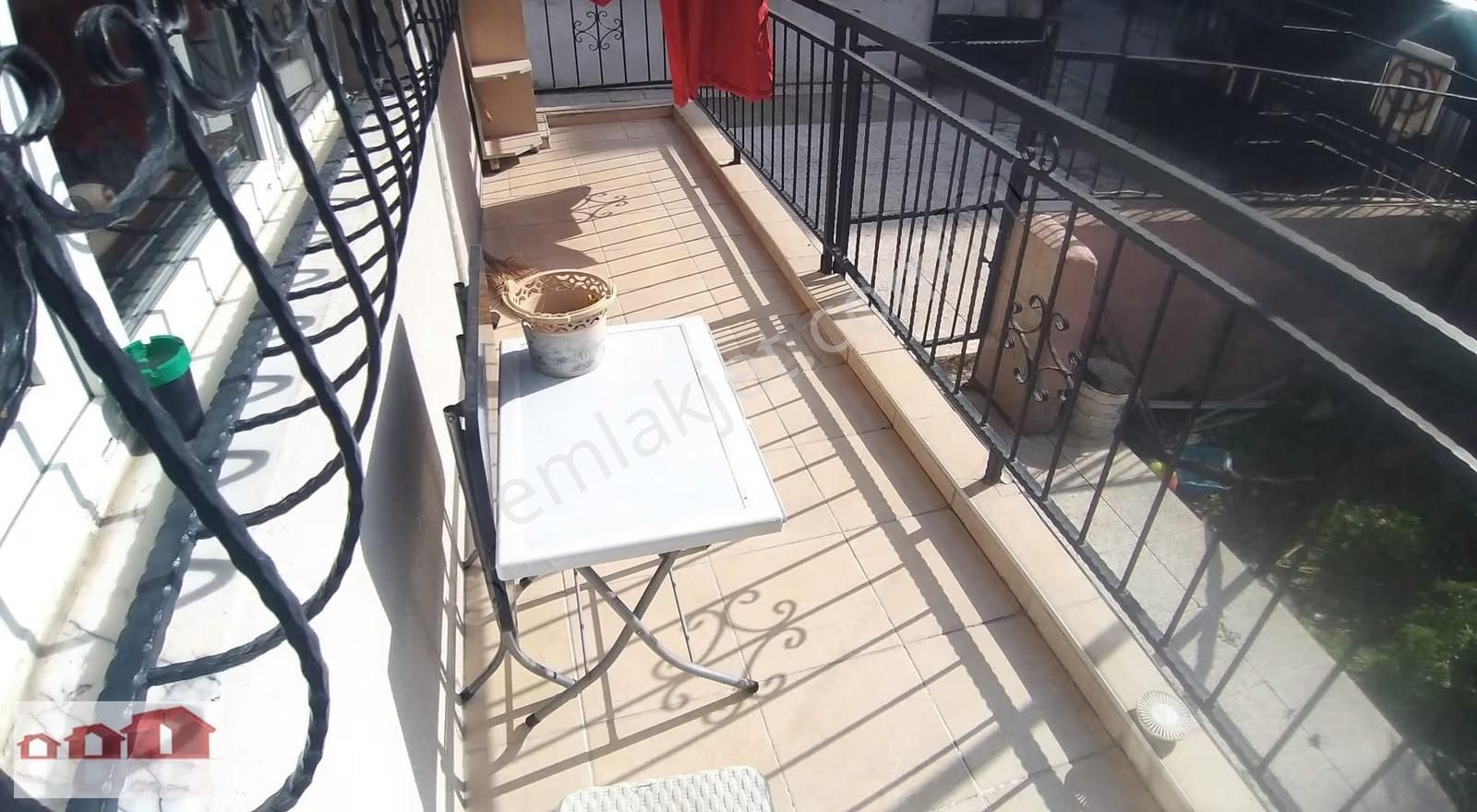 Ülkem Emlaktan Şirinyerde Bakımlı Otoparklı Bahçeli 3+1 Y.giriş