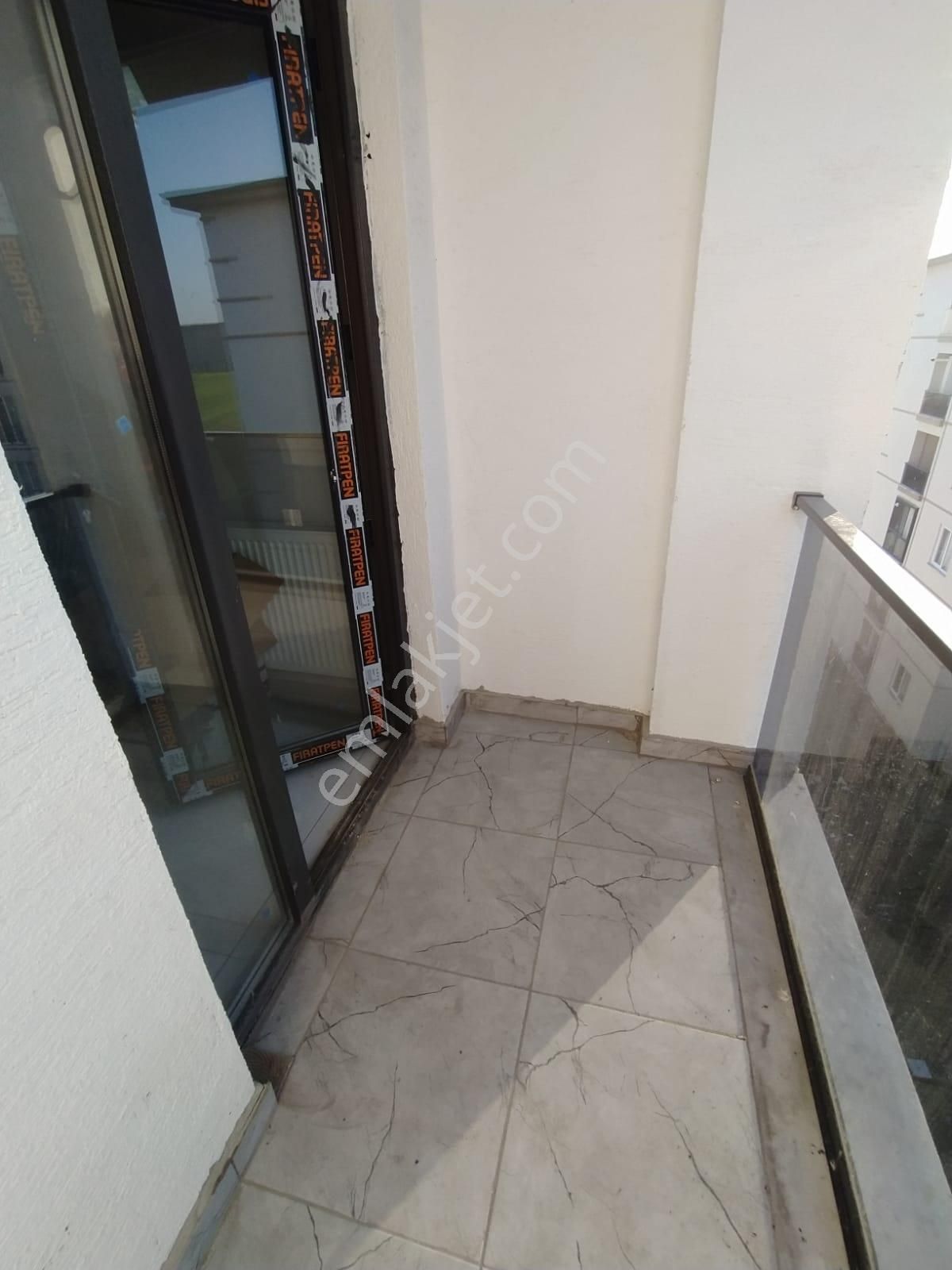 Büşra Gayrimenkulden Site İçinde Satılık Sıfır Daire 2+1 Kat 3 Balkonlu 87m2 Açık Kapılı Otoparklı - Görsel 23
