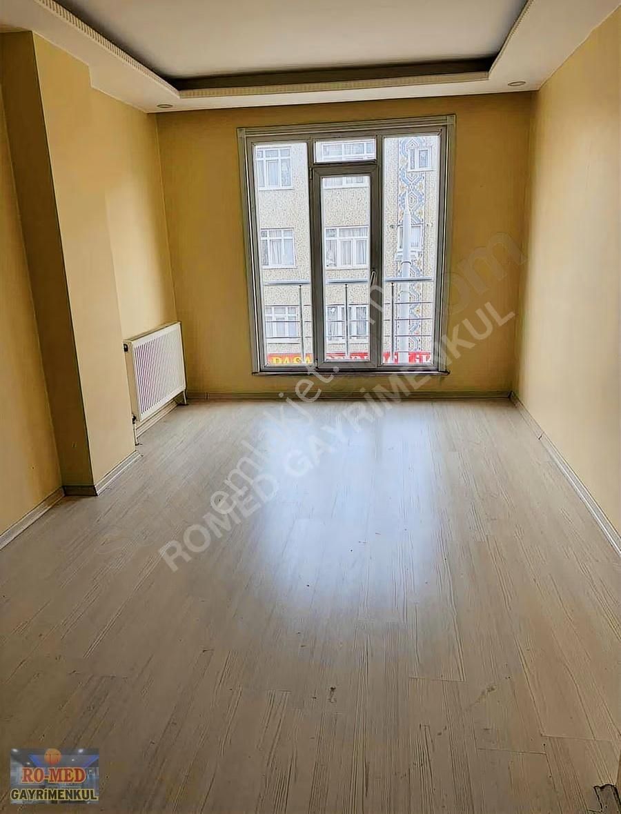 Arnavutköy'de Kiralık 2+1 Daire - 75m² Net