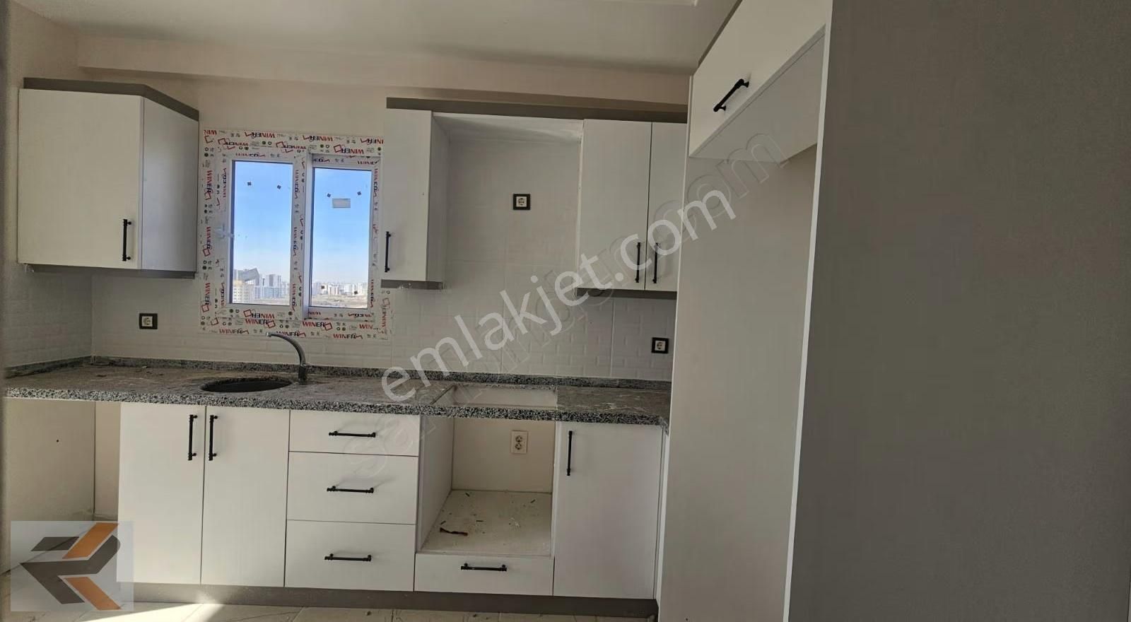 Orhangazıde Bulvar Ustu 3+1 Kapalı Mutfak - Görsel 8