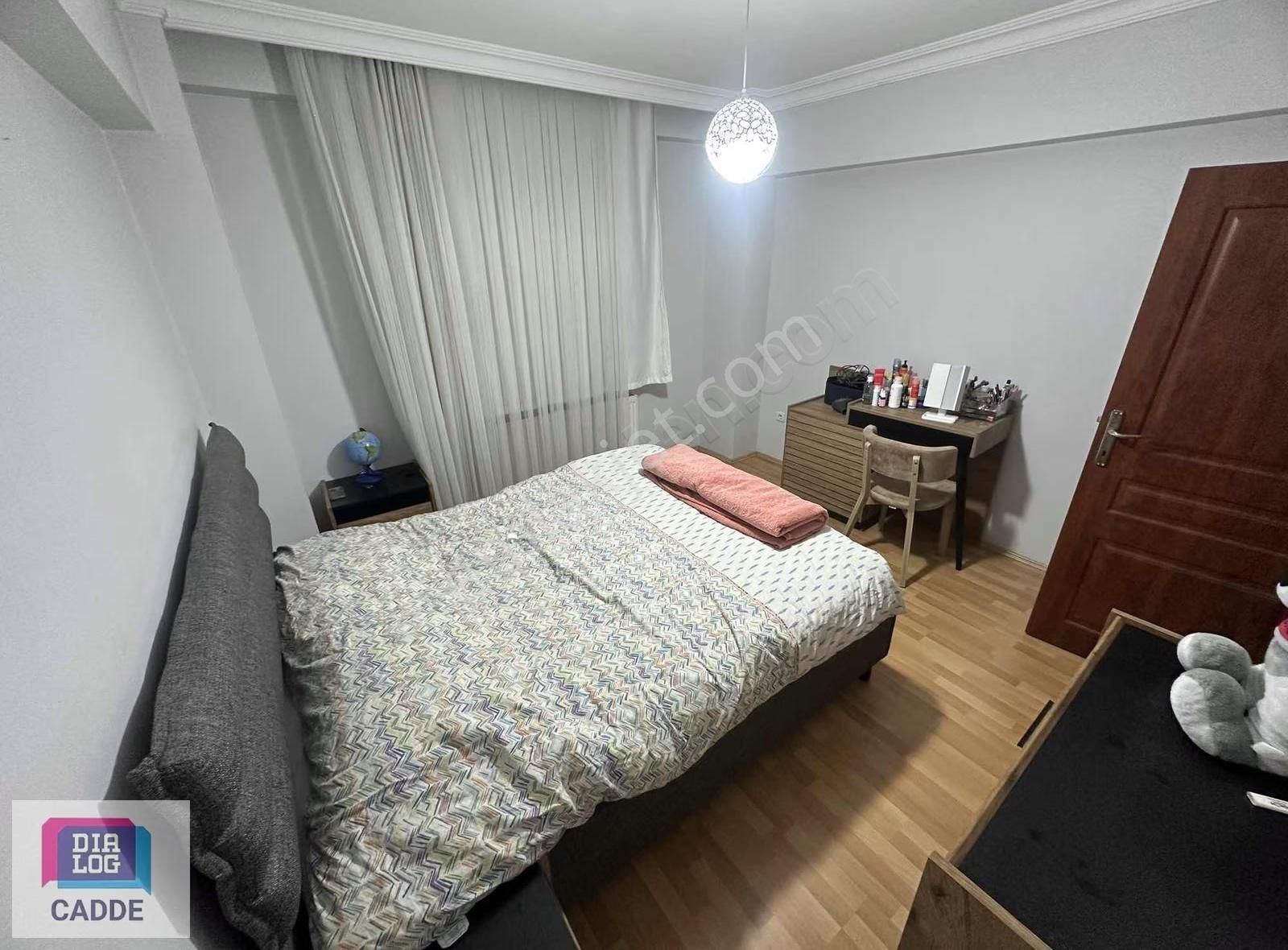 Fatih Devlet Hastanesi Karşısı Merkezi Konumda 3+1 Satılık Daire - Görsel 8