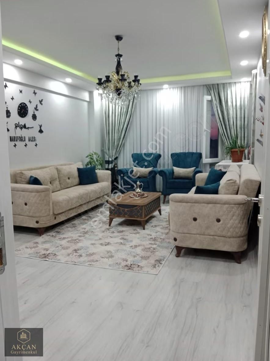 Akçandan Reşadiye Mah. 3+1 140 M2 Satılık Daire