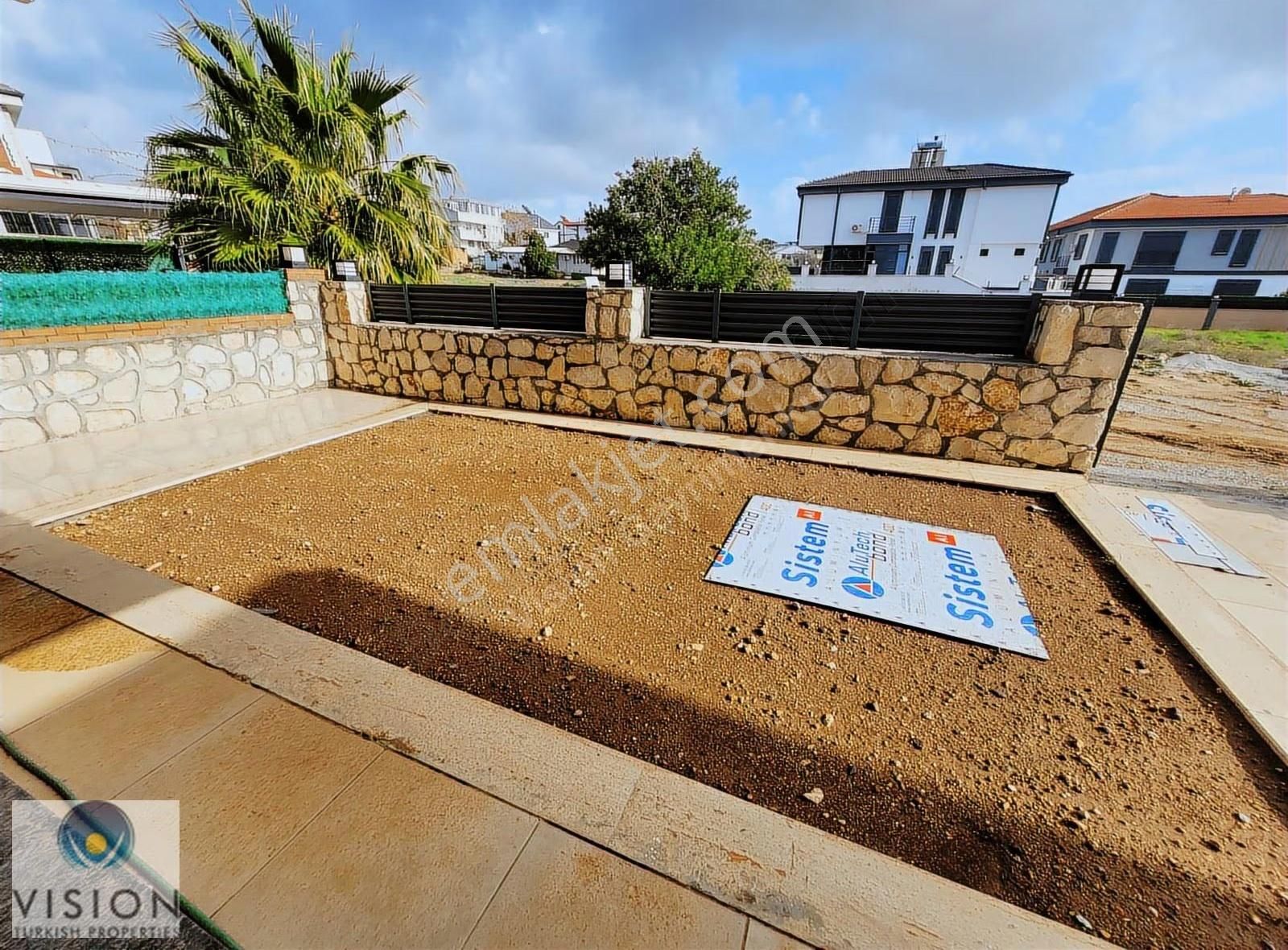 Didimde Tam Müstakil Havuzlu Ayrı Mutfaklı 3+1 Villa - Görsel 12