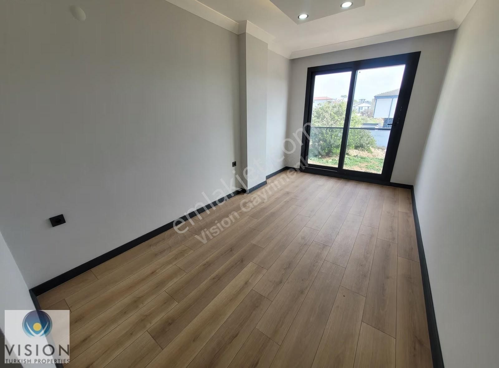 Didimde Tam Müstakil Havuzlu Ayrı Mutfaklı 3+1 Villa - Görsel 17