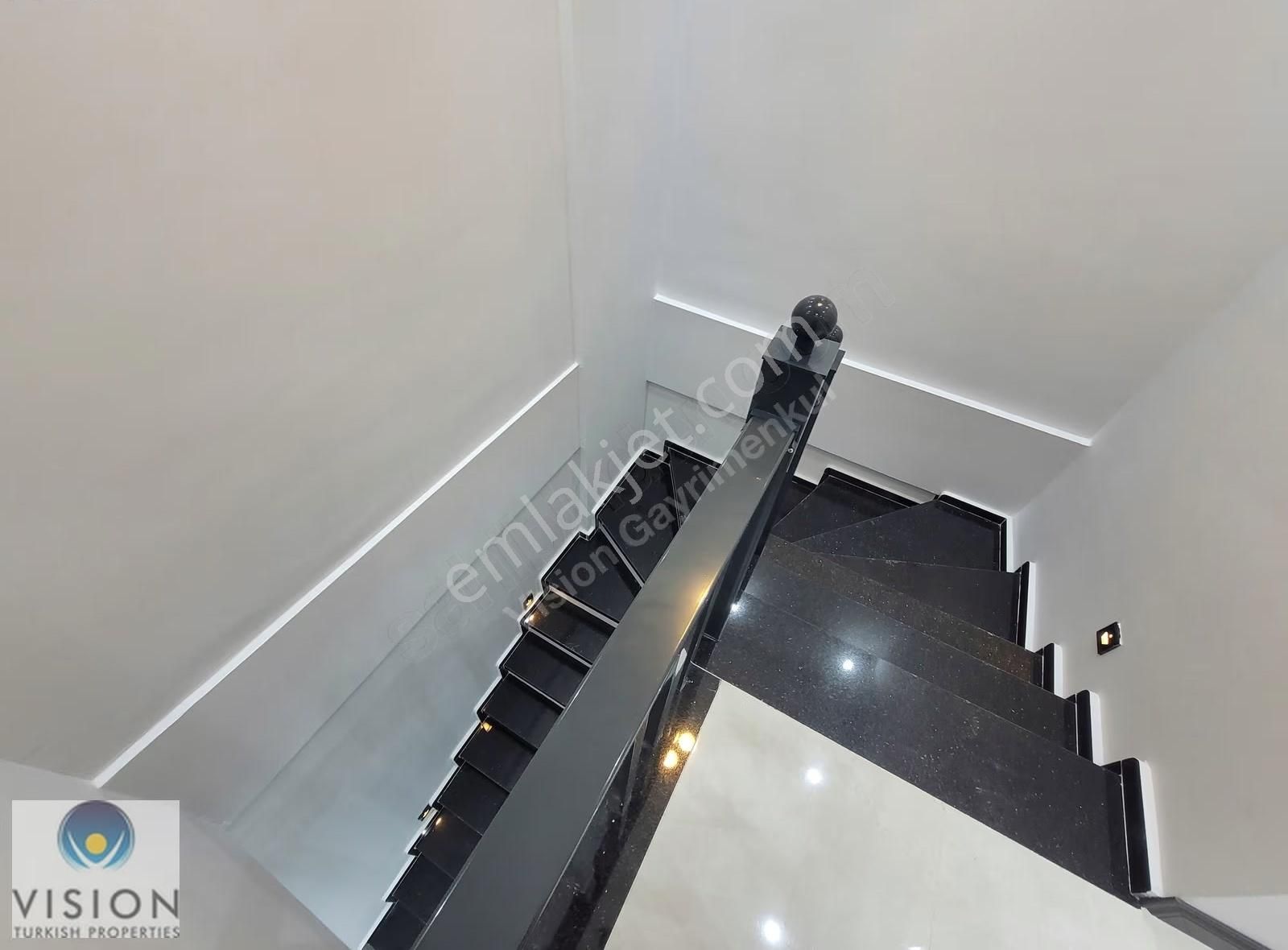 Didimde 3+1 Ön Cephe Geniş Bahçeli Otoparklı Villa - Görsel 6