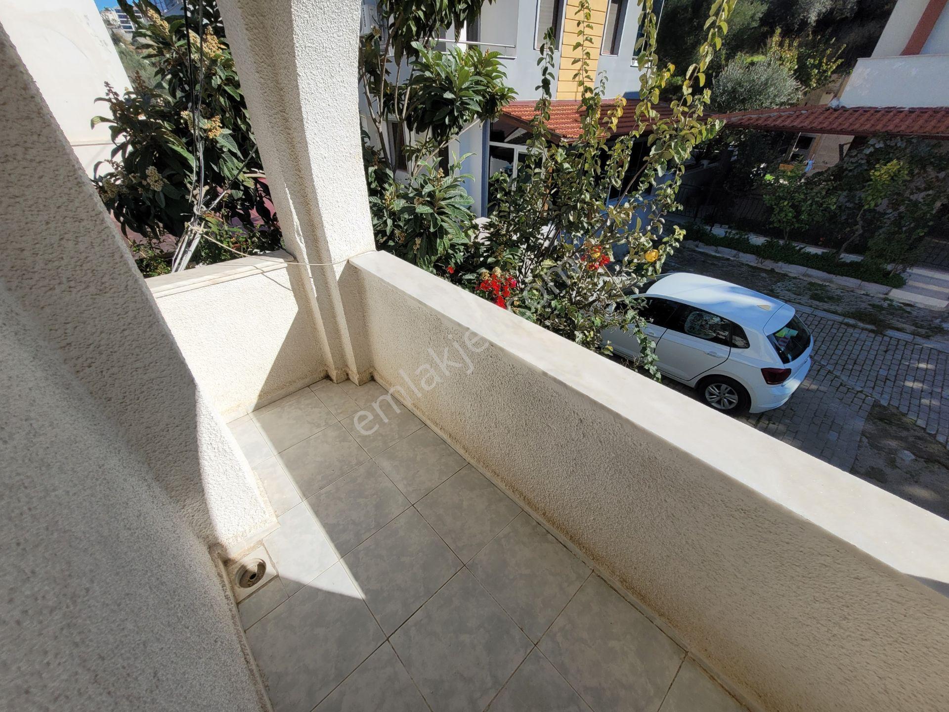 Kuşadası Kadınlar Denizi Mevki 4+1 Deniz Manzaralı Villa - Görsel 20