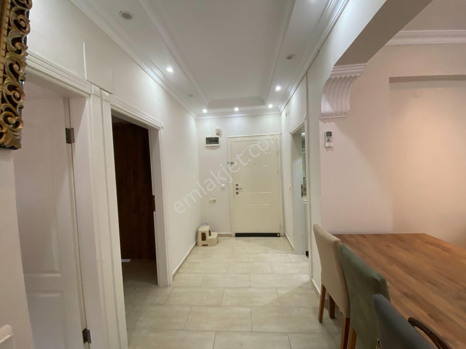Alanya Merkezde Kiralık 2+1 Site İçi Eşyalı Denize 50metre Daire - Görsel 8