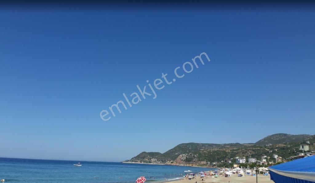Alanya Merkezde Kiralık 2+1 Site İçi Eşyalı Denize 50metre Daire - Görsel 19