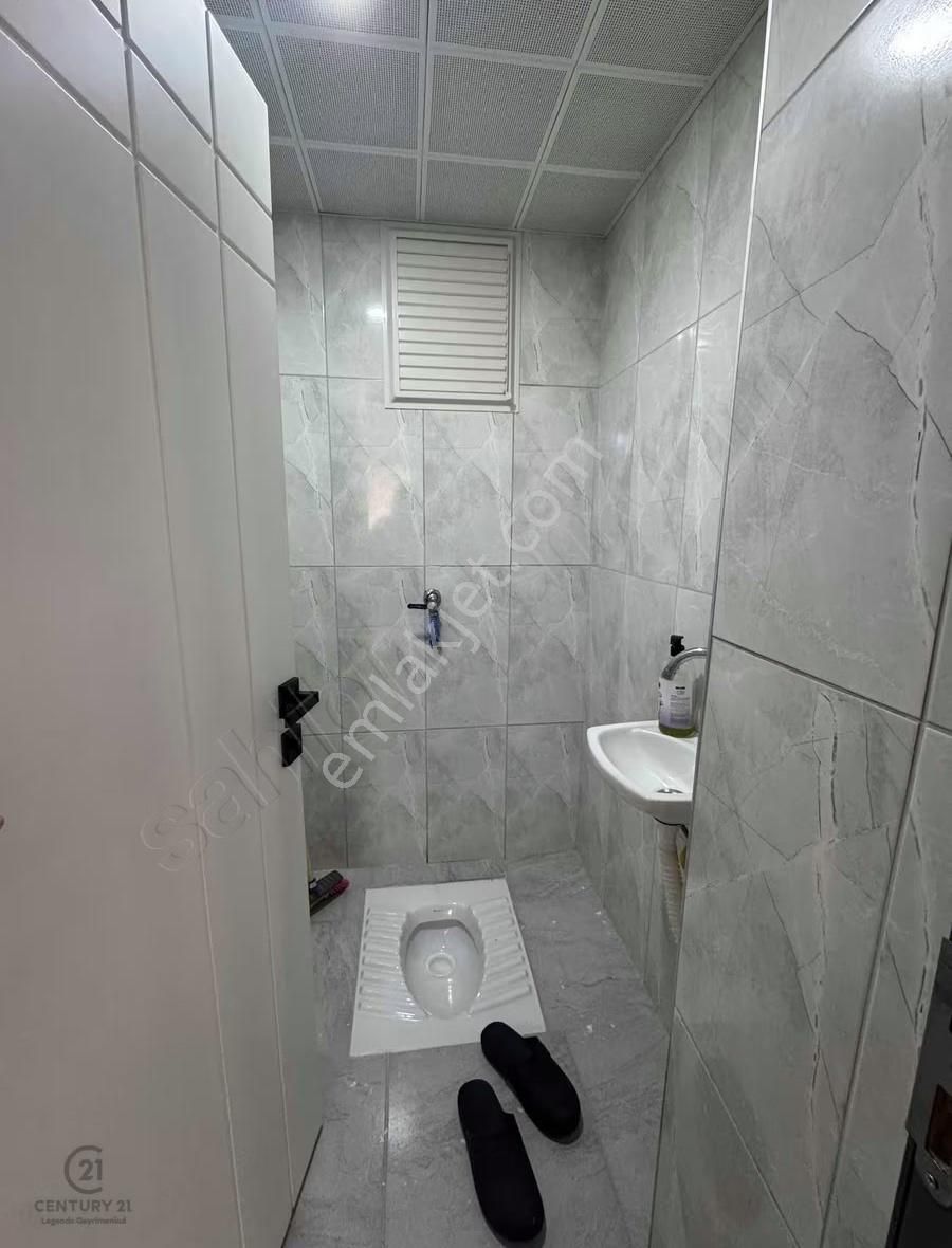 Karşıyakada Bağımsız Mutfak Satılık 2+1 Yeni Daire