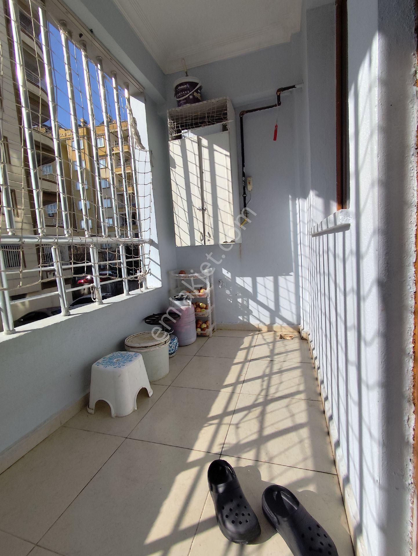 Diyarbakır Yola Yakın Uygun Fiyatlı 3 Balkonlu Genis Daire Lotus Hastanesi Arkasın Da - Görsel 14