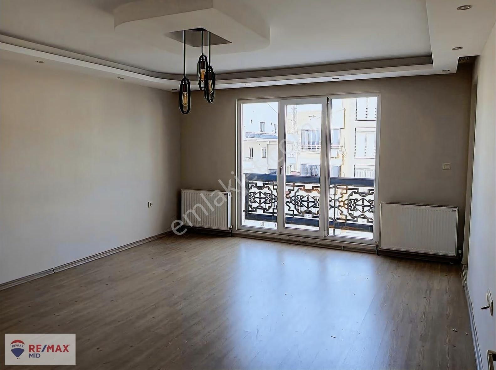Remax Mid'den Çevre Yolunda Satılık 3+1 Daire - Görsel 11