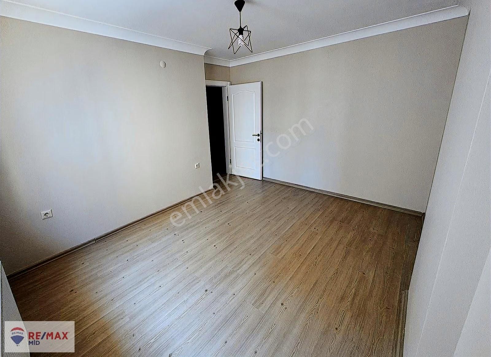 Remax Mid'den Çevre Yolunda Satılık 3+1 Daire - Görsel 12