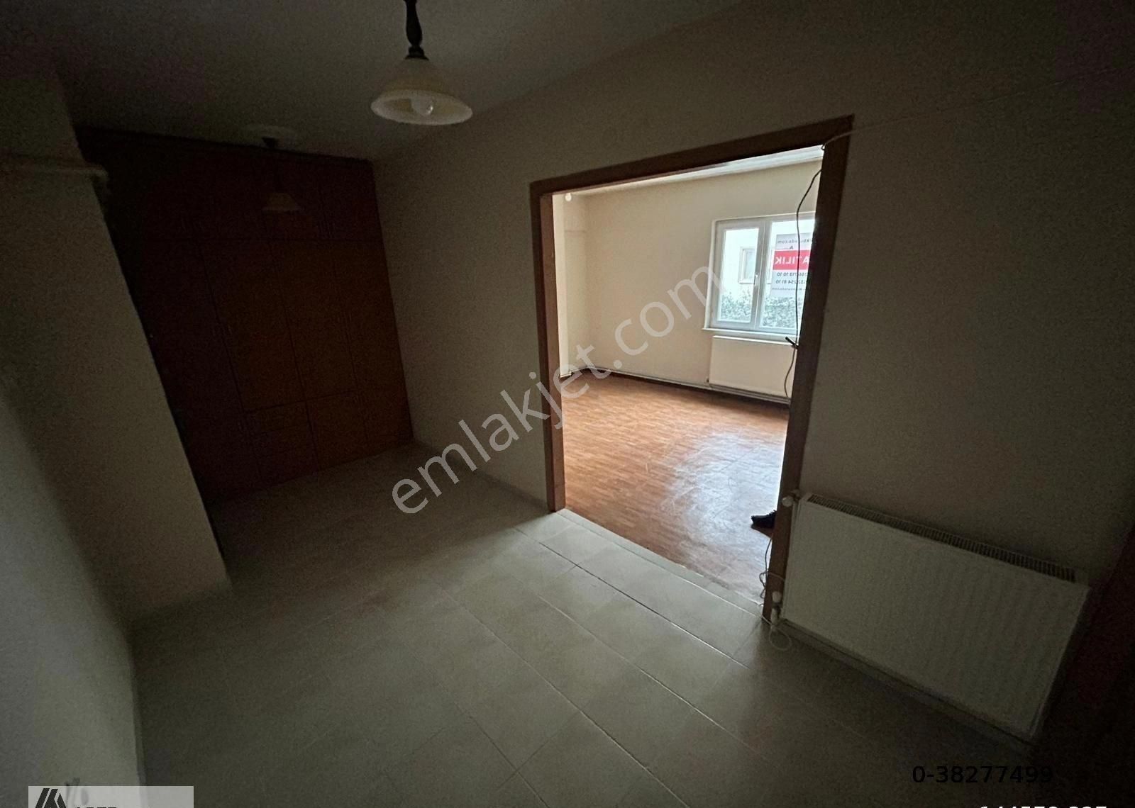 17 Eylül'de 90 M2 2+1 Ara Kat Balkonlu Satılık Daire - Görsel 3