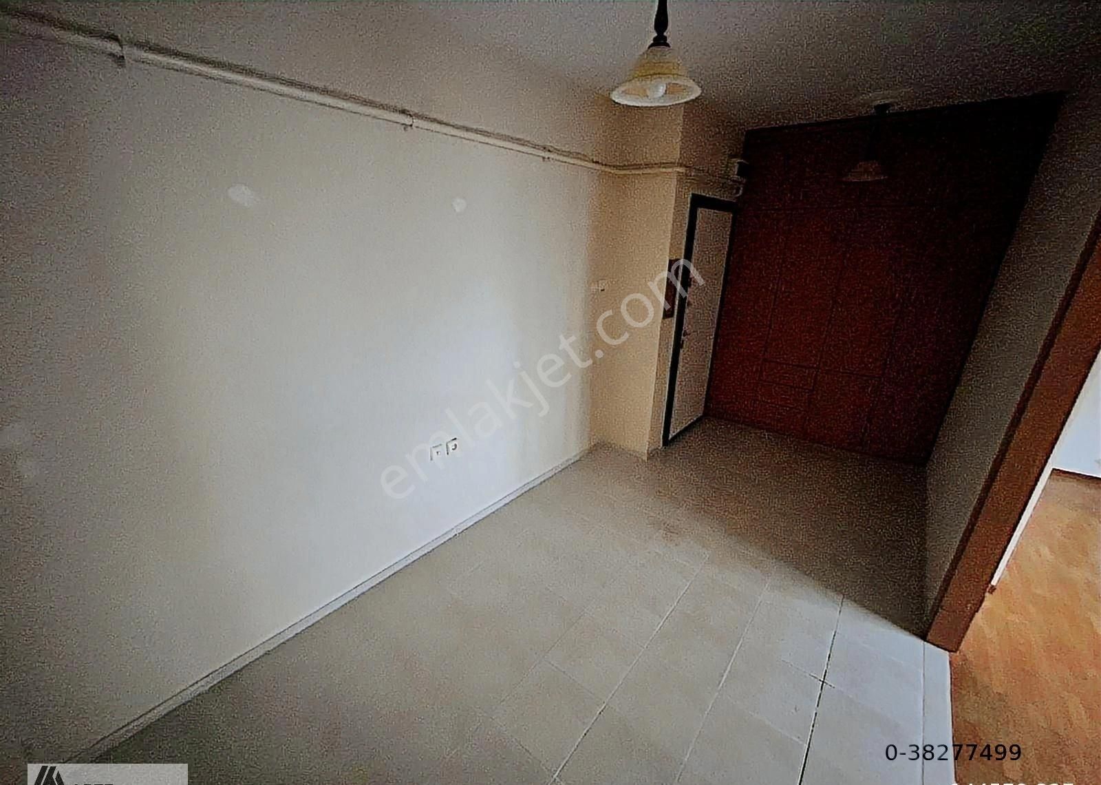 17 Eylül'de 90 M2 2+1 Ara Kat Balkonlu Satılık Daire - Görsel 5