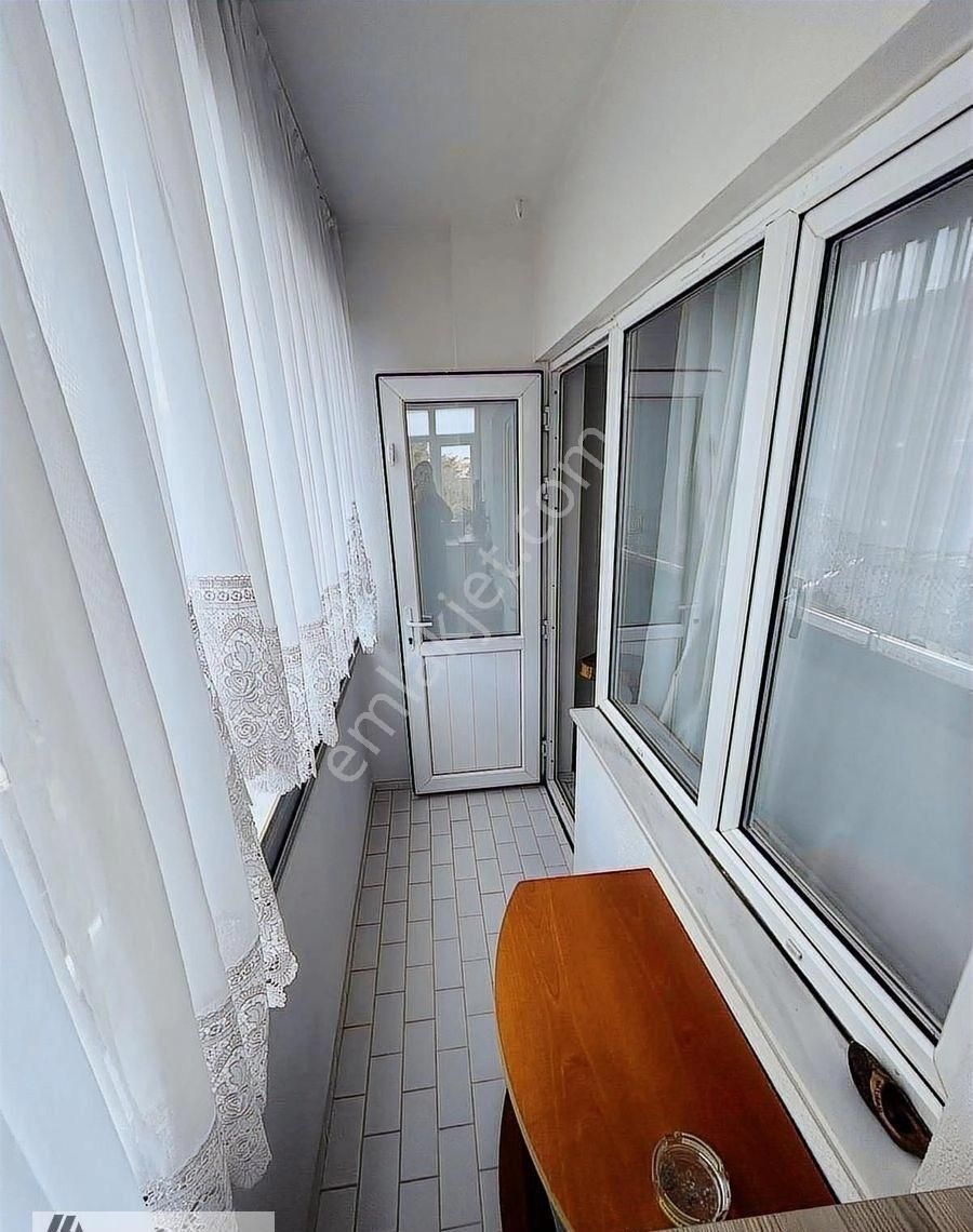 17 Eylül'de 90 M2 Masrafsız 2+1 Ara Kat Balkonlu Satılık Daire - Görsel 20