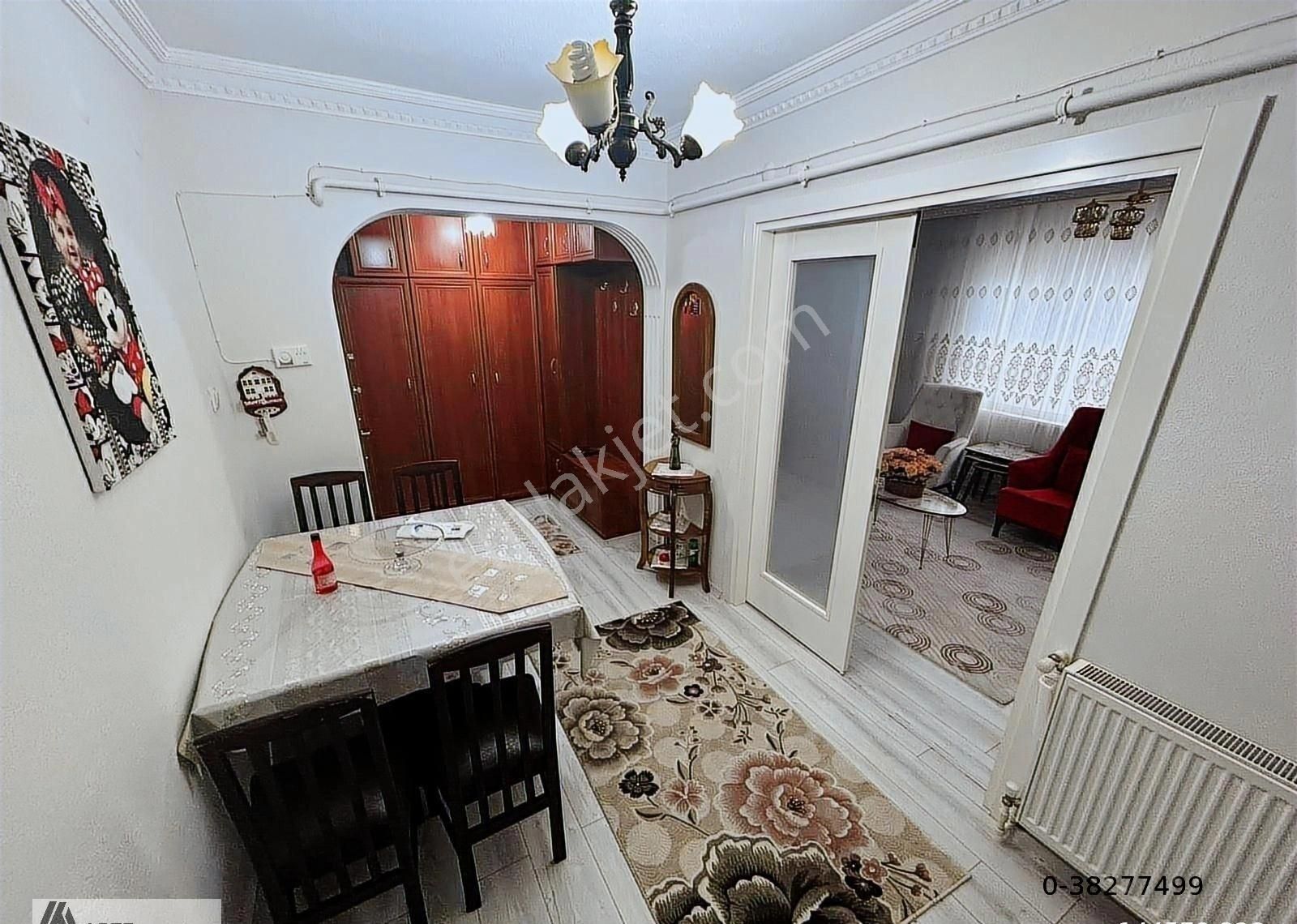 17 Eylül'de 90 M2 Masrafsız 2+1 Ara Kat Balkonlu Satılık Daire - Görsel 24