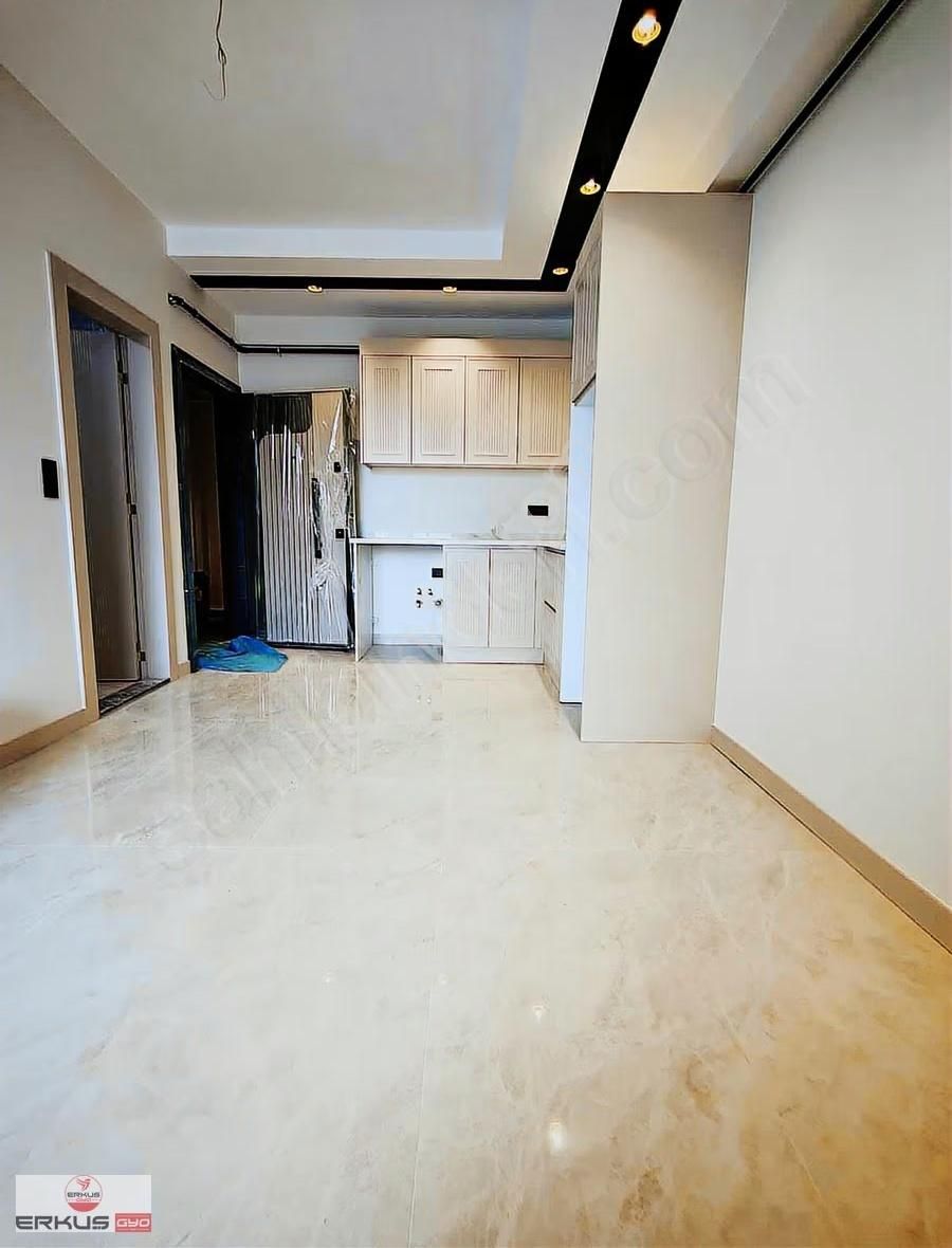 Erkuş Gyo Adalet Mah.mükemmel Konumda Satılık 1+1 Lüks Apartlar - Görsel 2