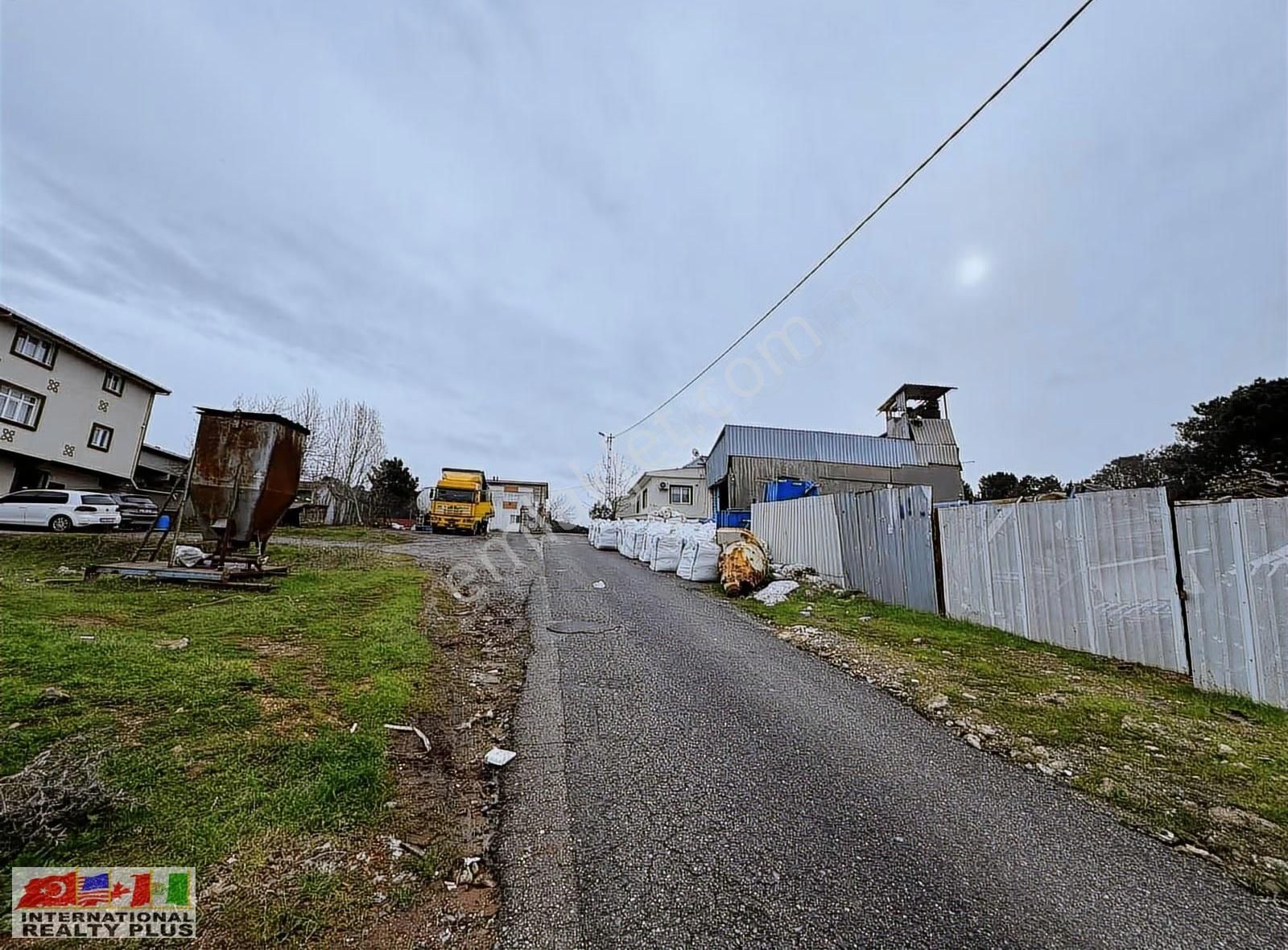 Pendik Kurnaköyde Yatırımlık Satılık Arsa Fırsatı - Görsel 4