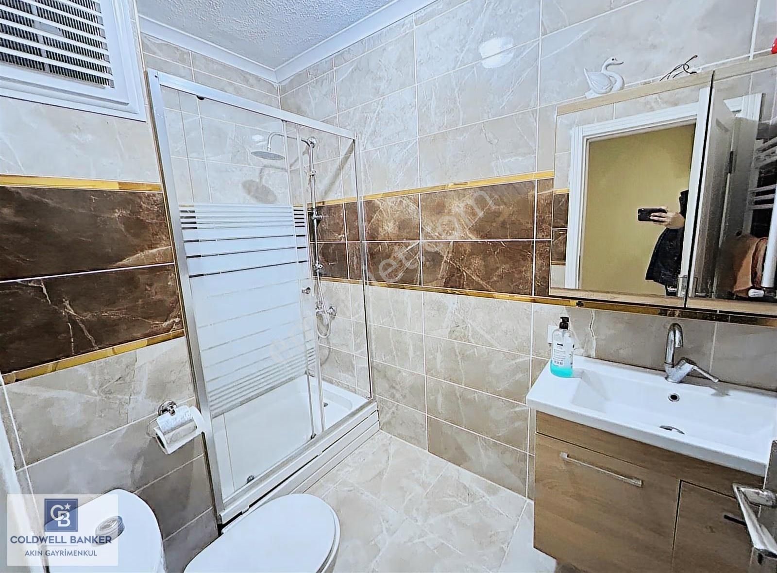 Sancaktepe De Ana Cadde Yanında Satılık Geniş 3+1 Ara Kat Daire - Görsel 2