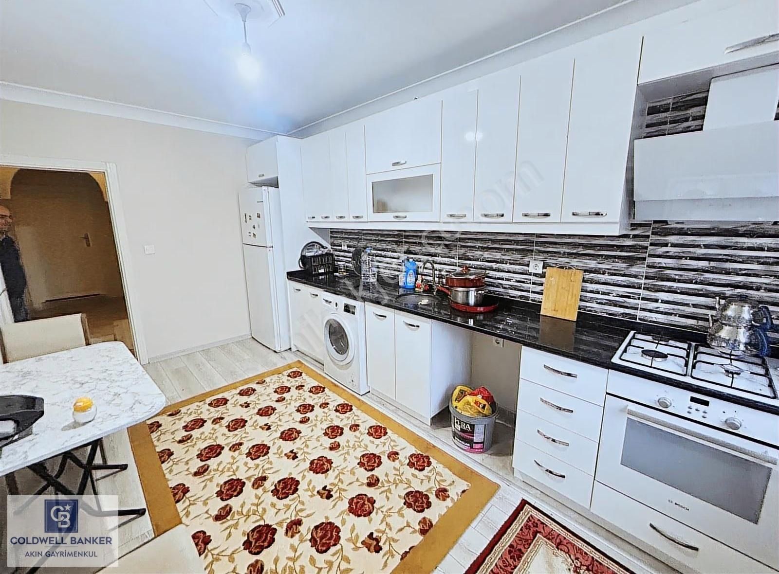 Sancaktepe De Ana Cadde Yanında Satılık Geniş 3+1 Ara Kat Daire - Görsel 8