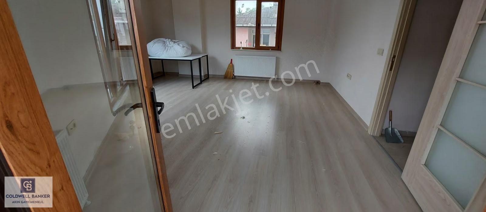 Sancaktepe Yenidoğan Mevlana Mahallesinde Ana Caddeye 50 Metre