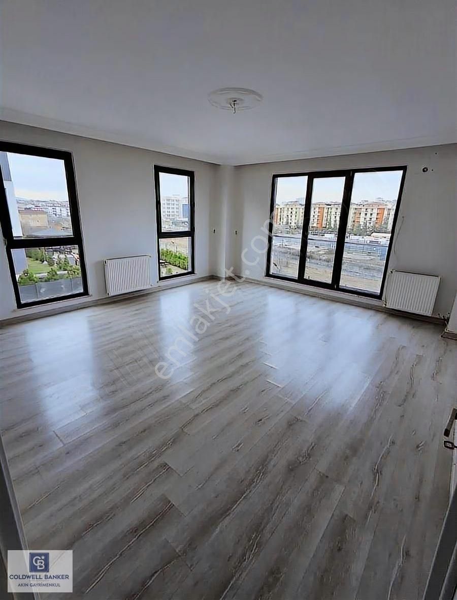 Sancaktepe Güvenlikli Site İçerisinde Satılık 2+1 Ferah Daire - Görsel 2