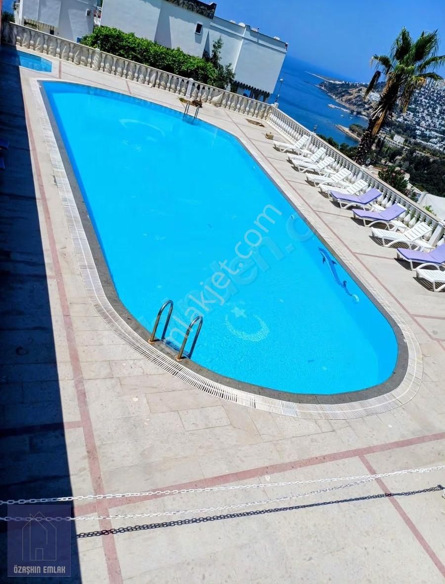 Gümüşlükte Yeşillikler İçinde, Deniz Manzaralı Yıllık Kiralık! - Görsel 16