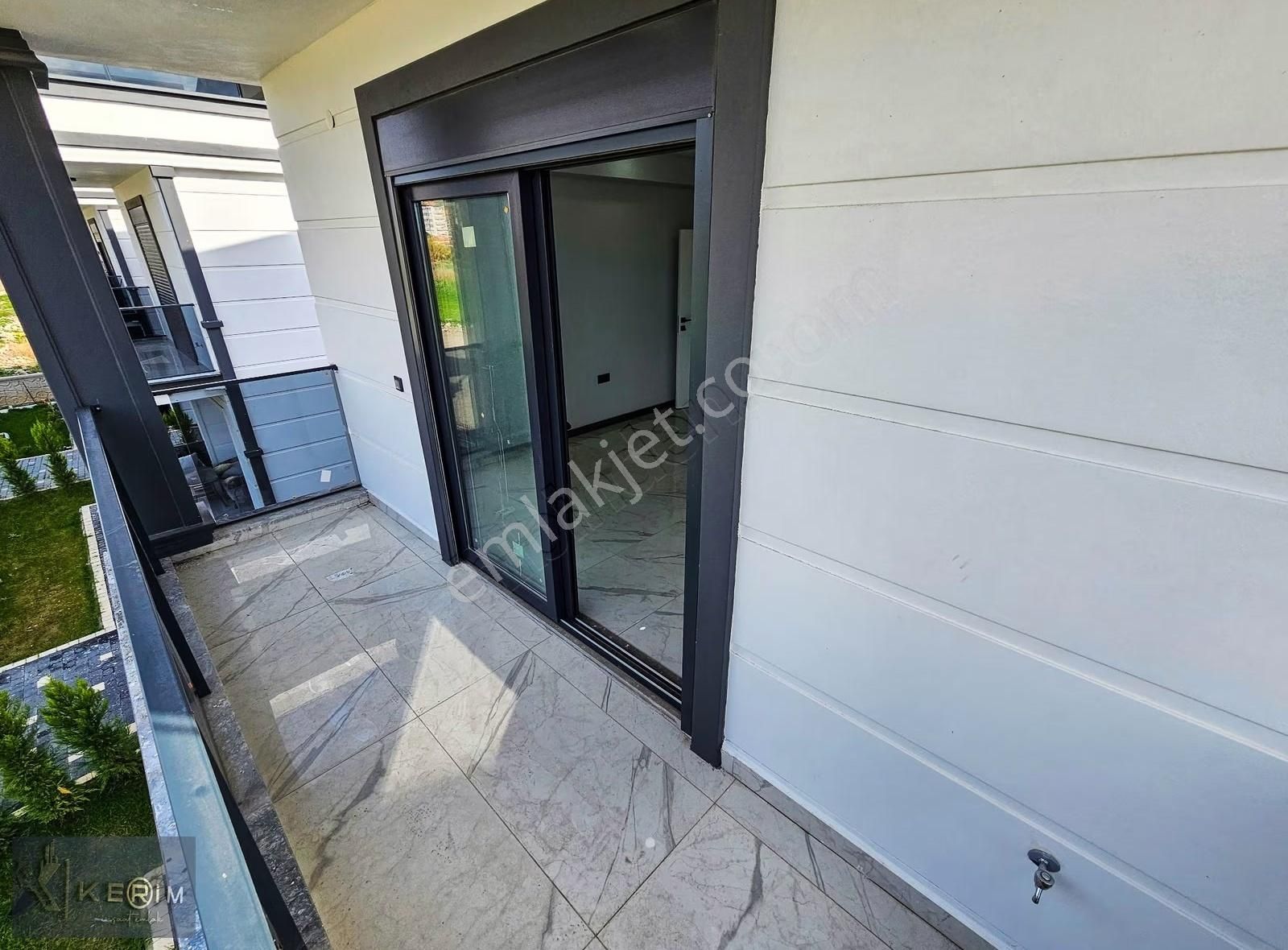 Kerim'den Edremit Hamidiye Satılık 3+1 Müstakil Havuzlu Villa - Görsel 23