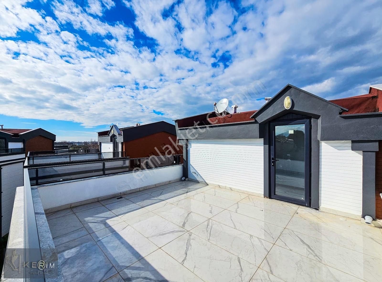 Kerim'den Edremit Hamidiye Satılık 3+1 Müstakil Havuzlu Villa - Görsel 32