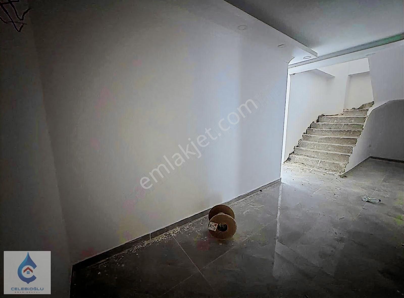 Gebze Gaziler'de K.otoparklı Satılık Geniş 4+1 Üst Dublex - Görsel 17