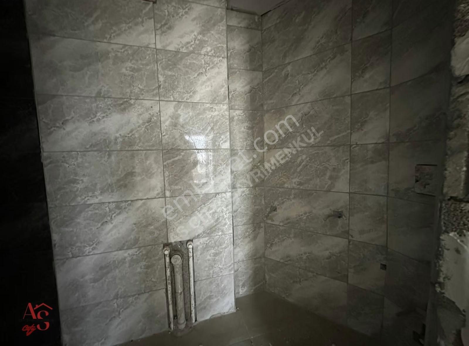 Bahçeşehir Royal Sitesinde Geniş 2+1 Yatırımlık Daire - Görsel 20