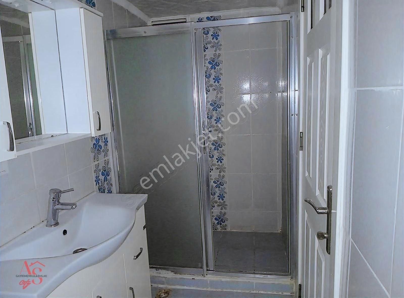 Güzelyalı 23 Sok Ta Bakımlı 1.kat Satılık 2+1 - Görsel 10