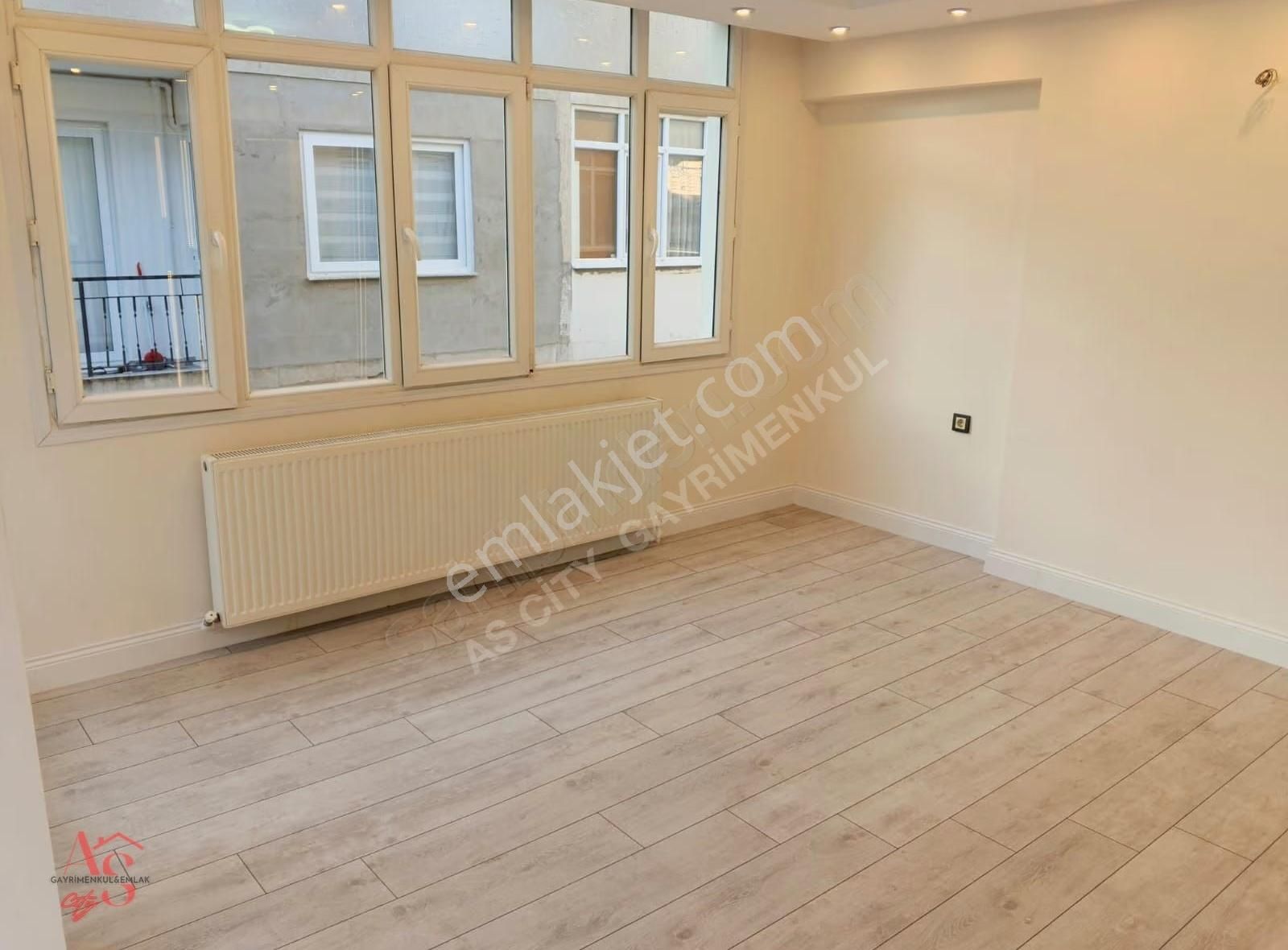 Poligon Da Ana Cadde Paraleli Komple Tadilatlı Arakat 3+1 Daire - Görsel 13