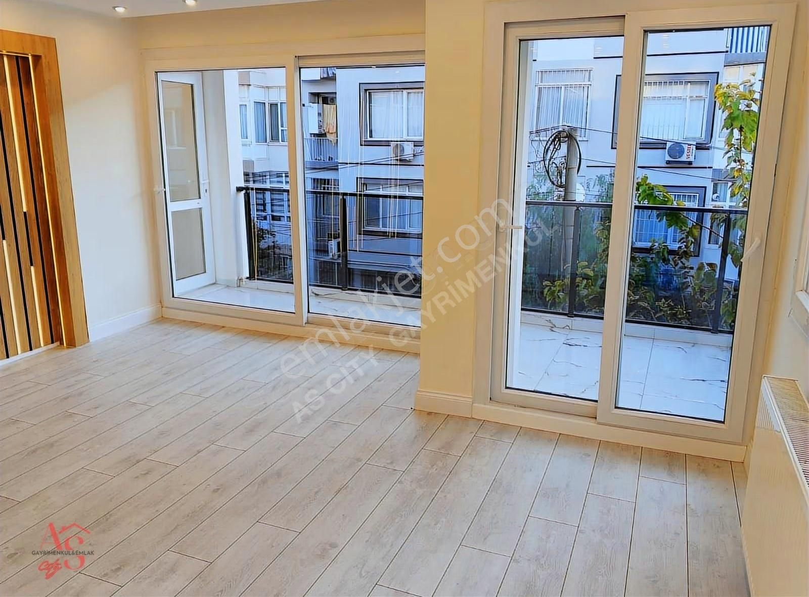 Poligon Da Ana Cadde Paraleli Komple Tadilatlı Arakat 3+1 Daire