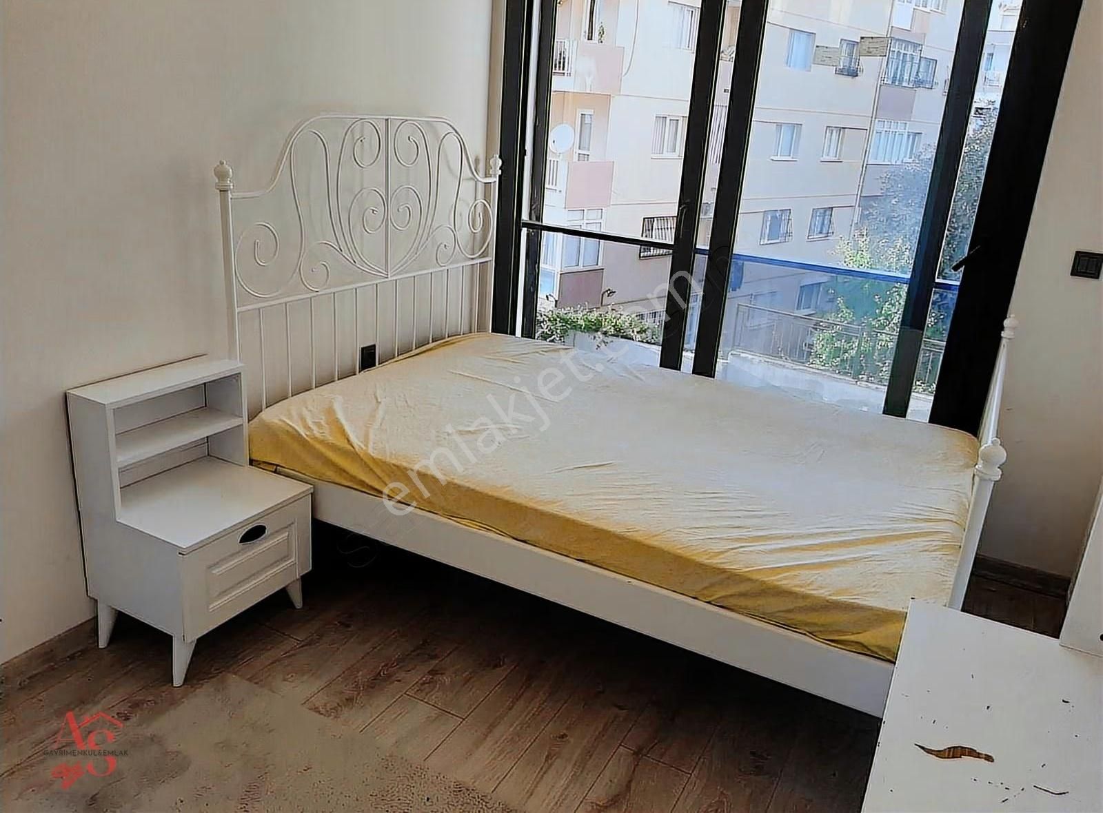 Denizmen De Genç Bina,komple Eşyalı,otoparklı 2+1 Daire - Görsel 3