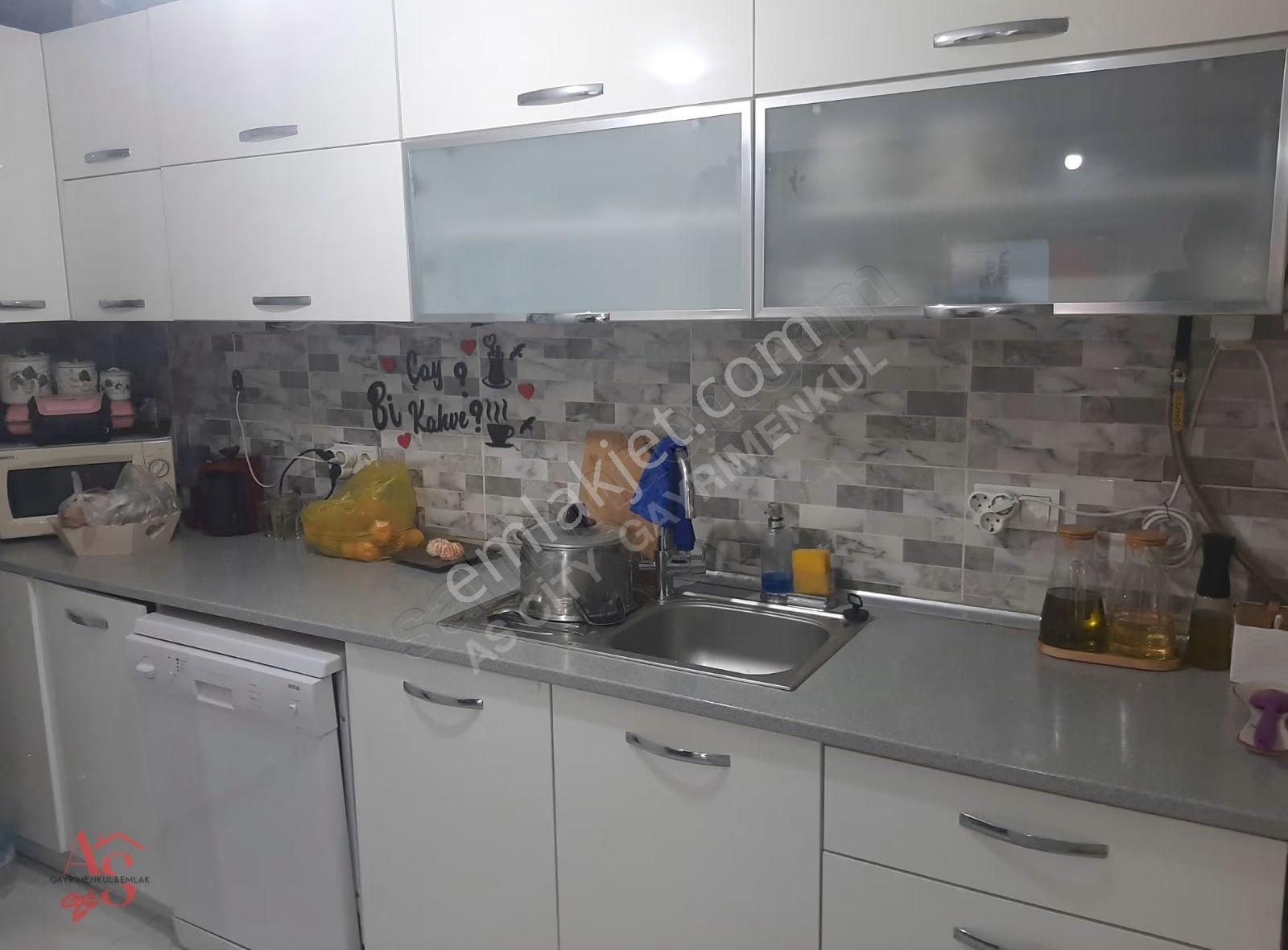 İzmirspor Metro Yakını,bakımlı 2+1 Bahçe Katı - Görsel 19