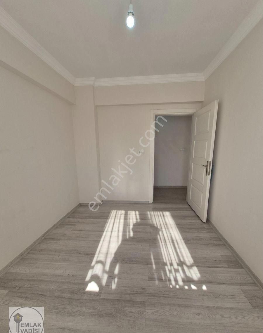 Yeşil Mah.'de Site İçerisinde 3+1 Kiralık Daire - Görsel 25