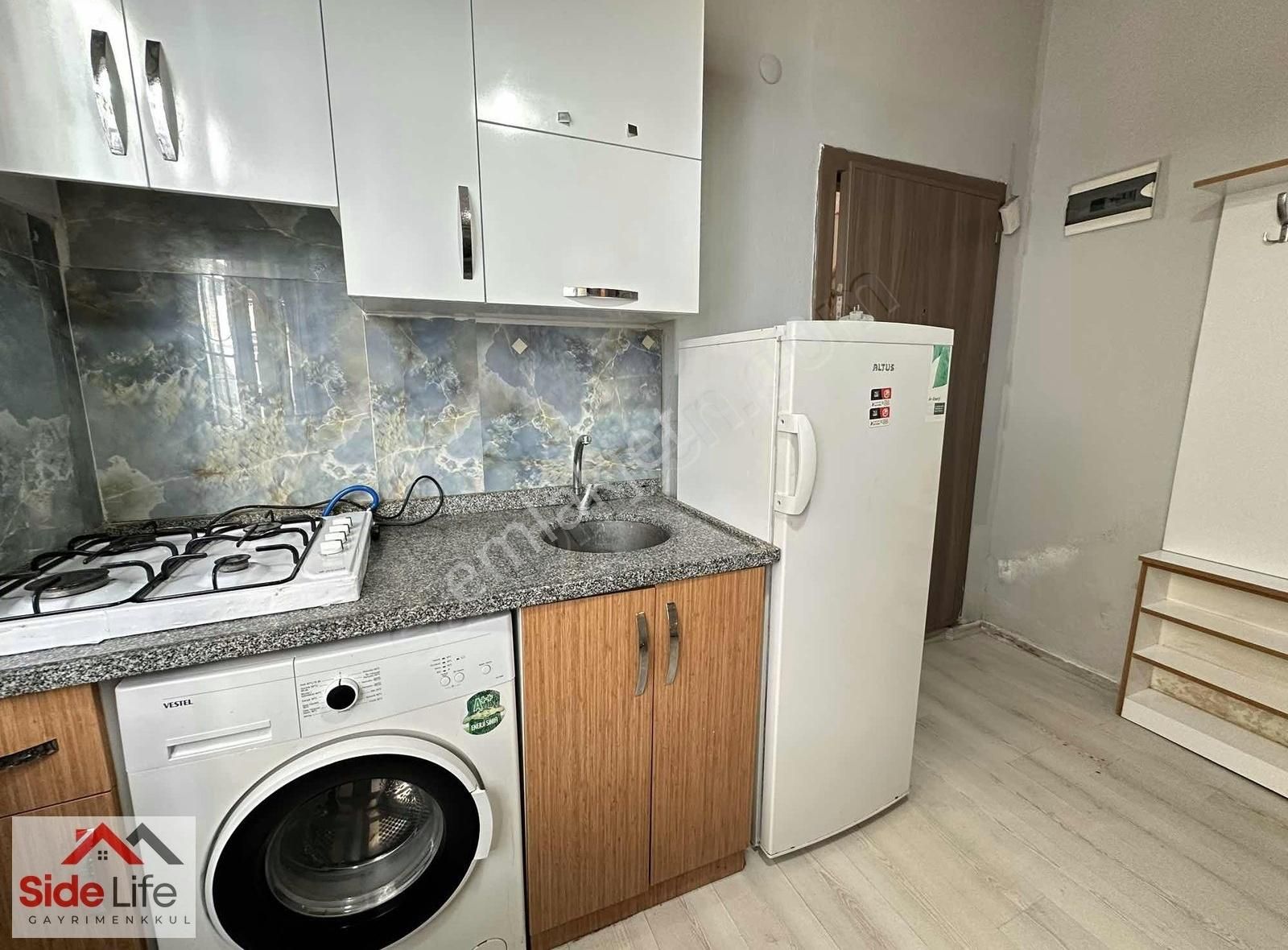 Manavgat Merkezde, Sarı Köprüye 100 Metre, 1+1 Kiralık Daire! - Görsel 4