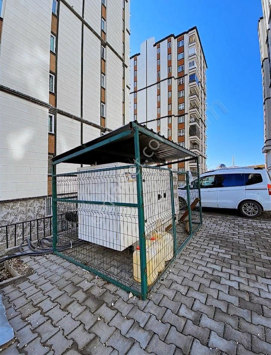 Seyrantepe Mah.sıfır Eşyalarıyla Birlikte Satılık Kiracili 2+1 - Görsel 2