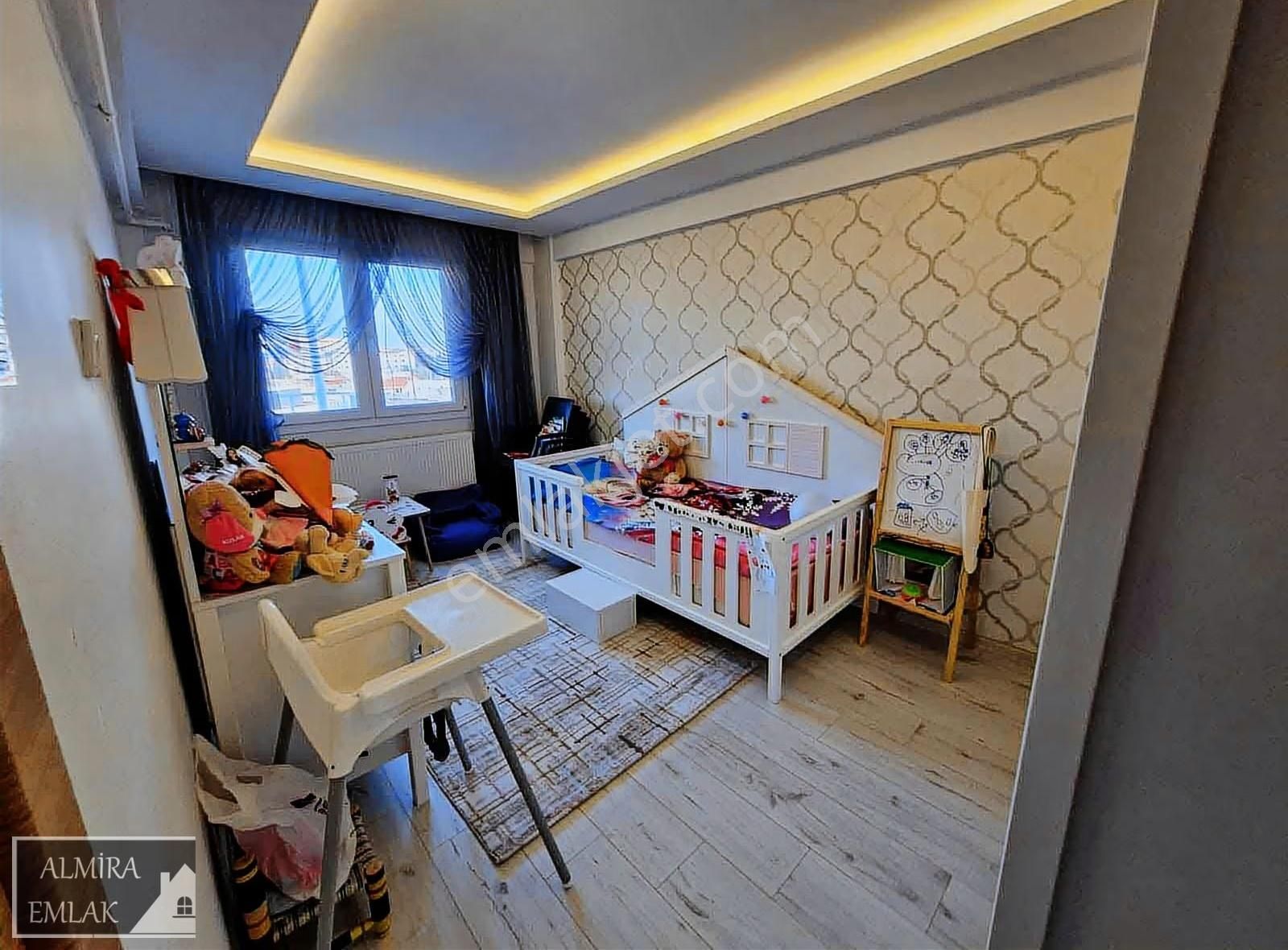 Bahçelievlerin En Güzel Sokağı 3+1 120m2 Full Bakımlı Otoparklı - Görsel 8